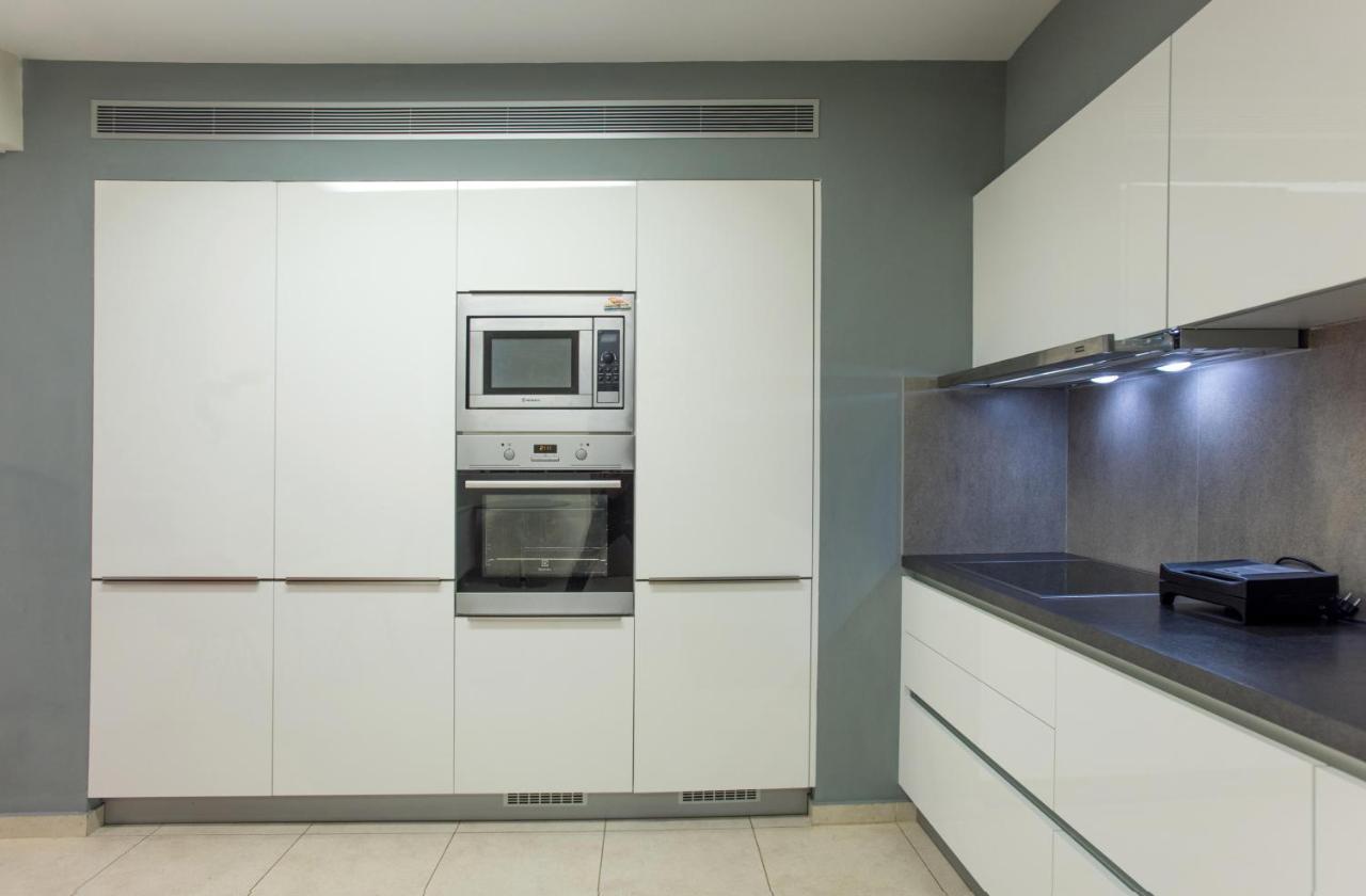 Appartement Spacious Fully Equipped 3bd 2bath In The Heart Of With Balconies Ac And Fast Wifi #1 Héraklion